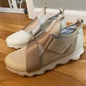 Sorel KINETIC™ Strap Sneakers